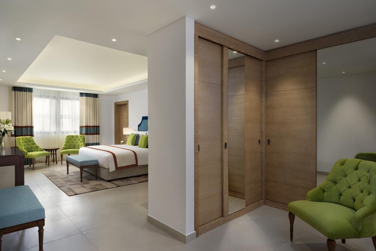 Al Najada Doha Hotel Apartments By Oaks Екстериор снимка